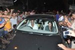 Kareena Kapoor snapped outside Nido in Mumbai on 7th Sept 2013 (18).JPG
